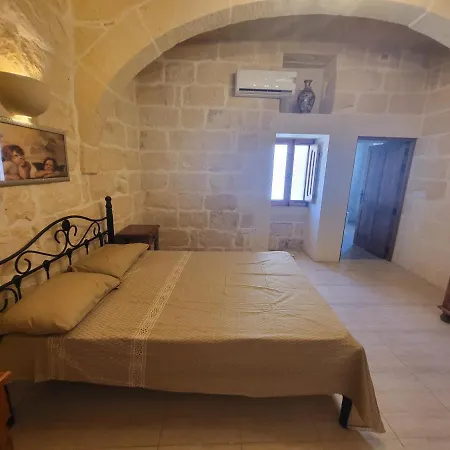 Bella Bed & Breakfast