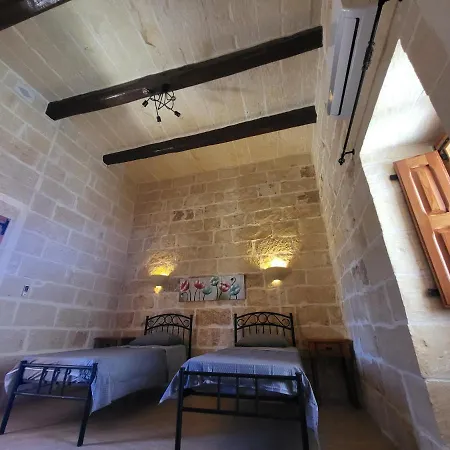 Bella Bed & Breakfast *